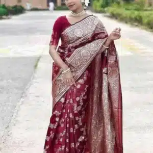 বেনারসি শাড়ি